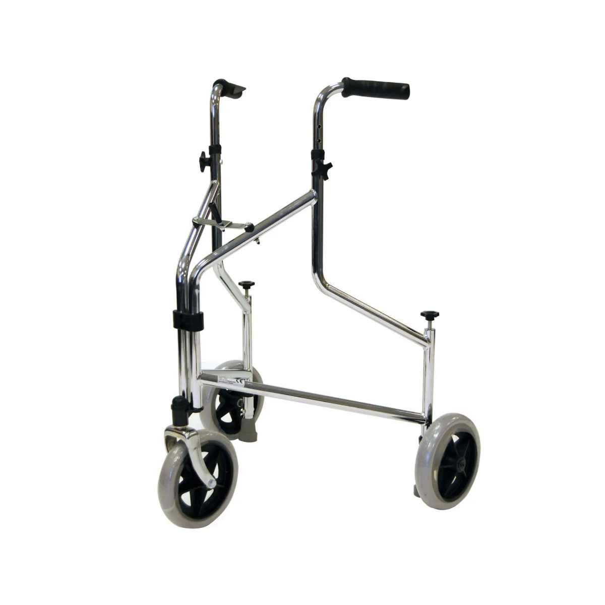 TRI WHEEL WALKER photo